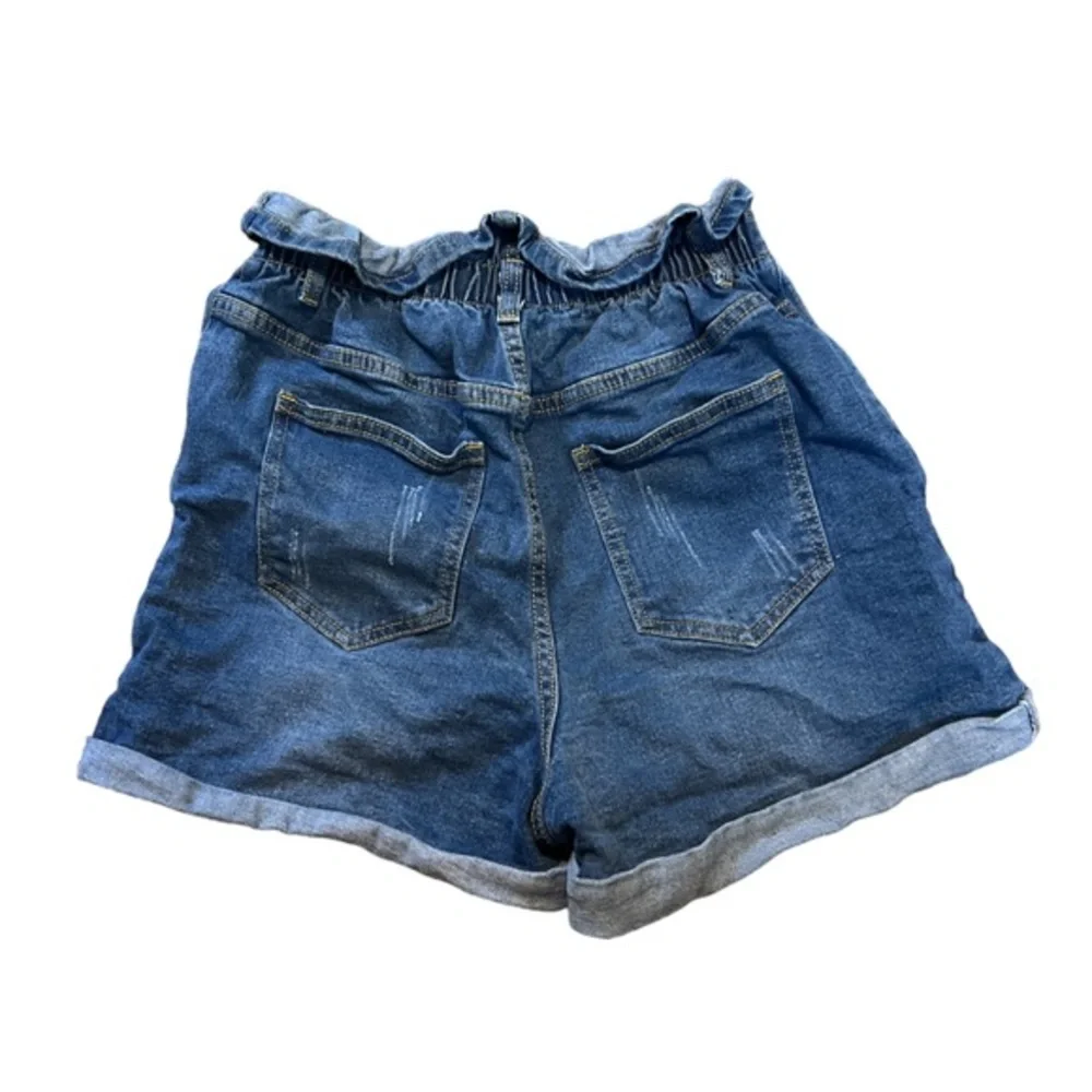 The Style Between‎ Us Women’s Paper Bag Cuffed Denim High Waisted Shorts Sz Med